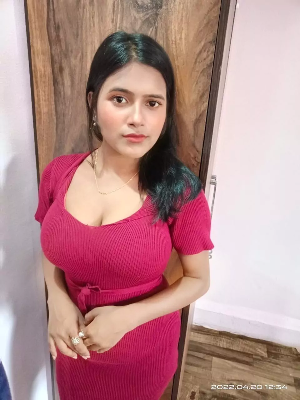 Hazratganj Escort Service